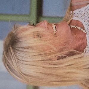 Meet your Posher, Dana